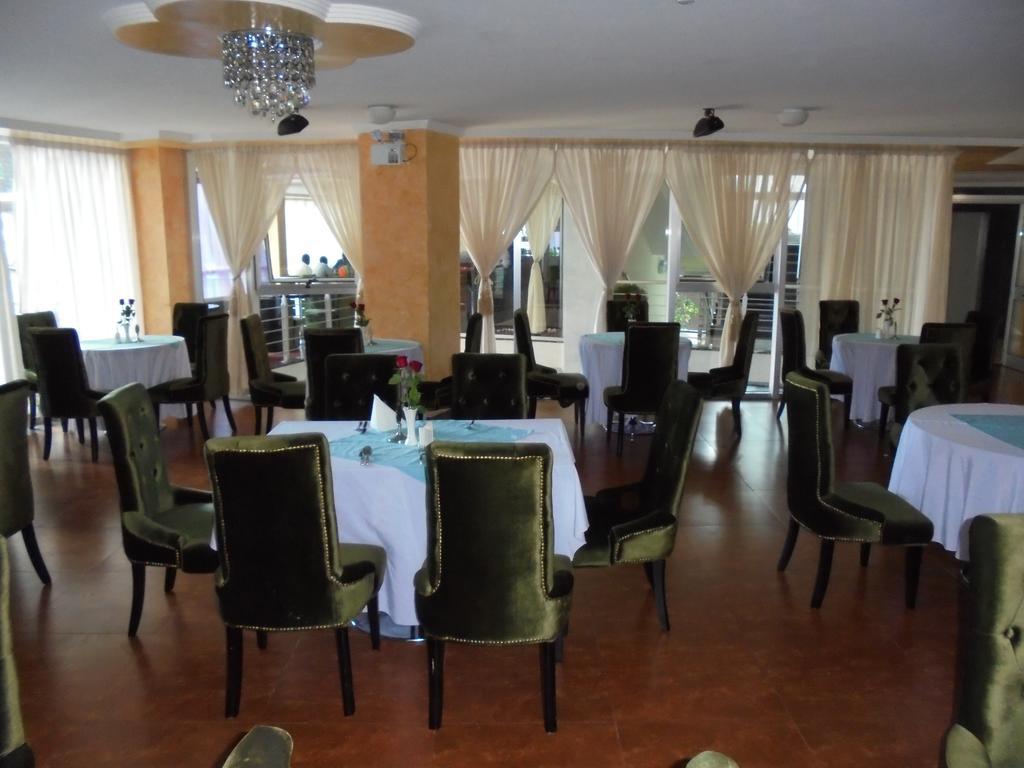 Aphrodite International Hotel 亚的斯亚贝巴 外观 照片