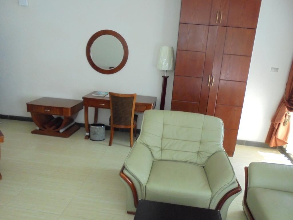 Aphrodite International Hotel 亚的斯亚贝巴 外观 照片