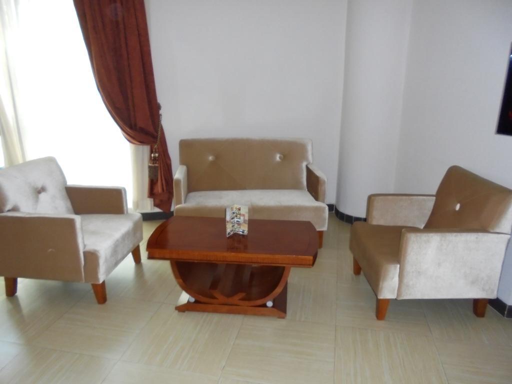 Aphrodite International Hotel 亚的斯亚贝巴 外观 照片