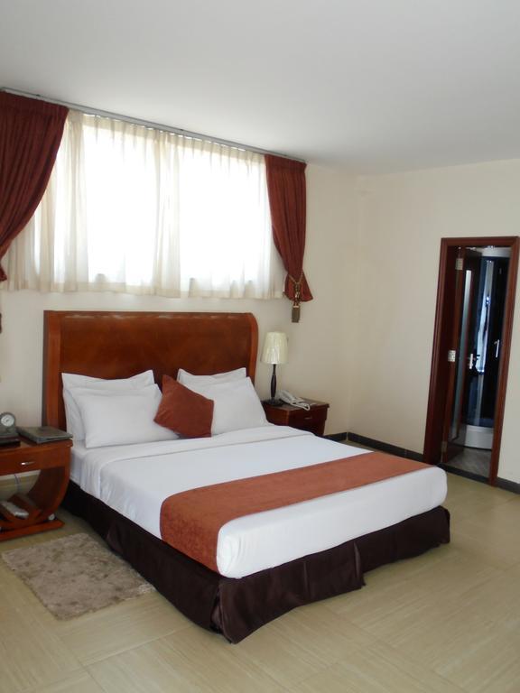 Aphrodite International Hotel 亚的斯亚贝巴 外观 照片
