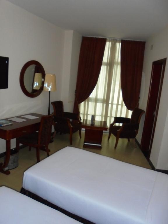 Aphrodite International Hotel 亚的斯亚贝巴 外观 照片